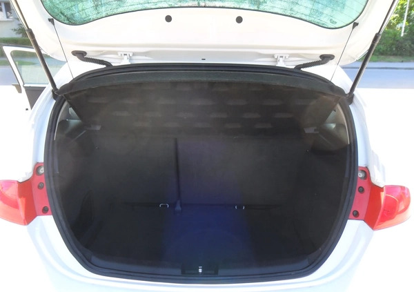 Seat Leon cena 16900 przebieg: 210000, rok produkcji 2011 z Kutno małe 137